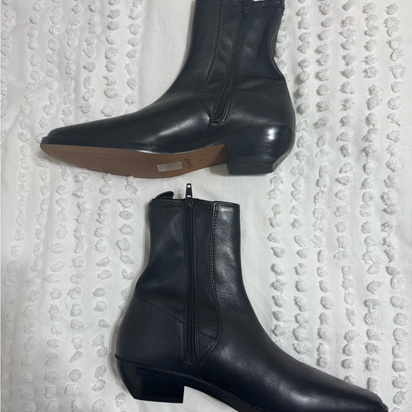 Madewell Idris Ankle Boot - Picture 5 of 6